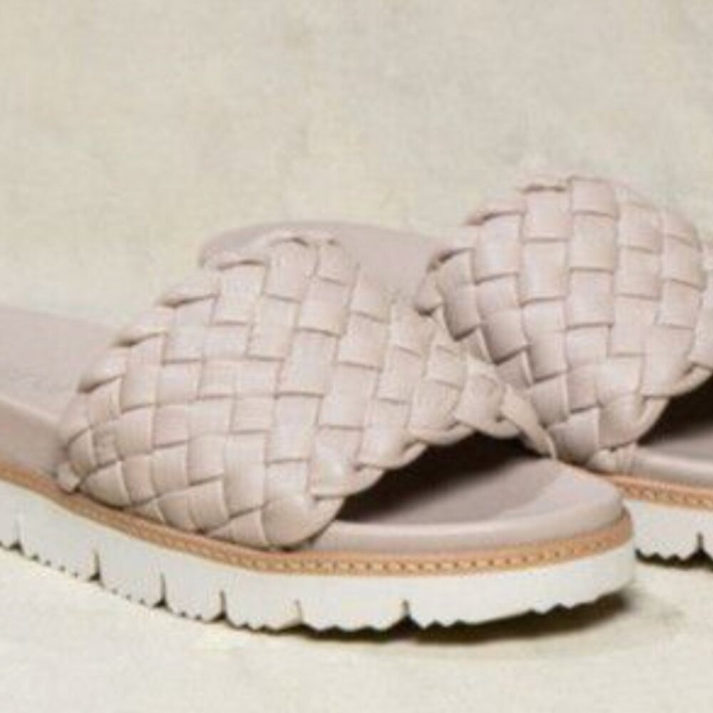 M. Gemi Italian Handcrafted Braided Leather Slides Size 37 6.5